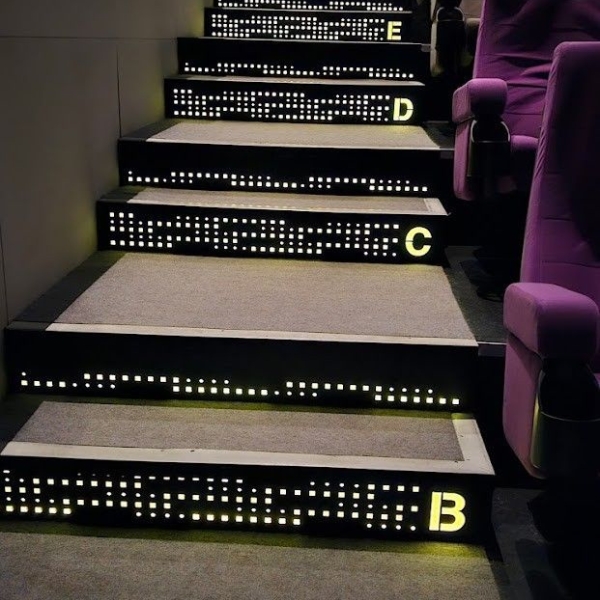 theater-step-lights